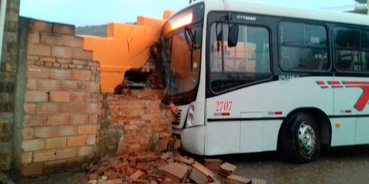 acidete bus 3 divulgação Corpo de Bombeiros