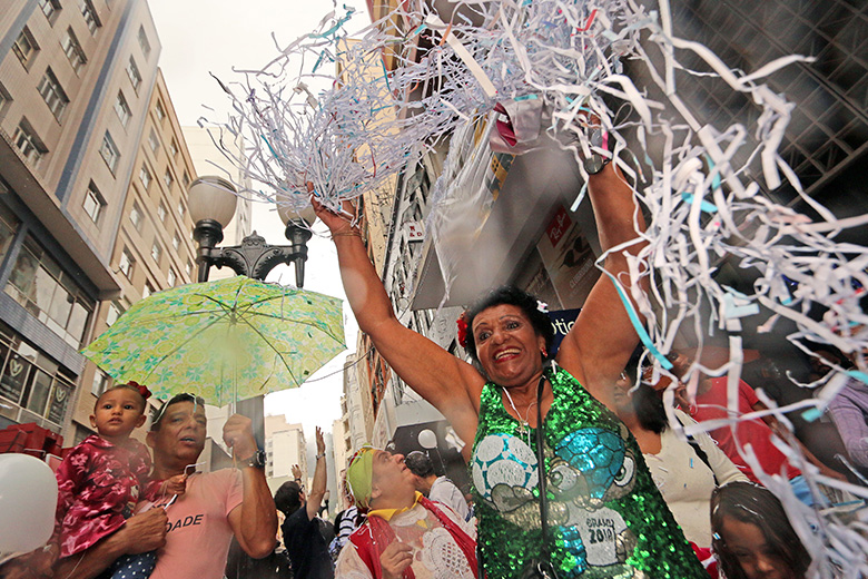 festa no calçadão leo capa