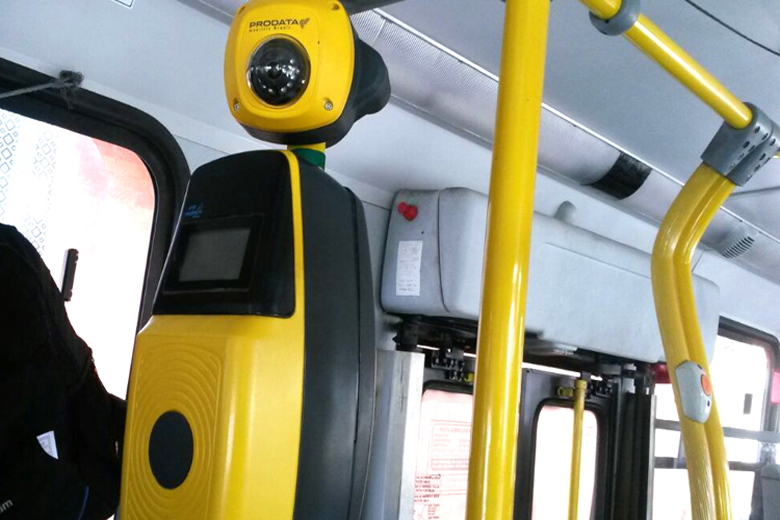 foto destaca biometria nos ônibus foto rafaea carvalho