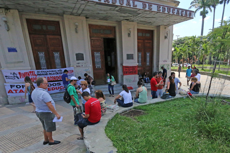 Protesto Educação Leo 1