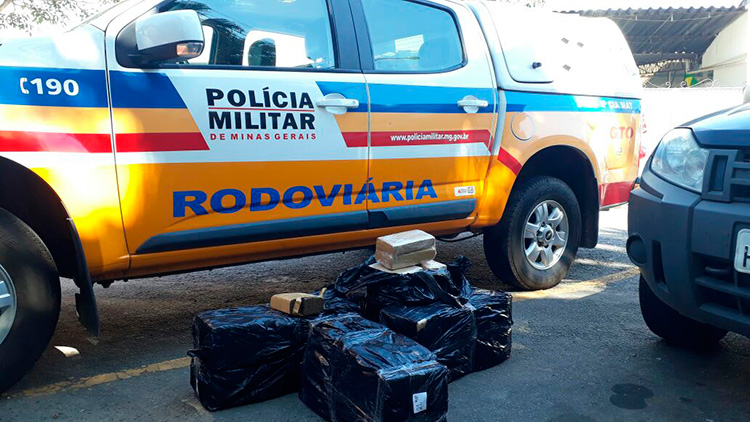 Pmr Apreende Cerca De 100kg De Maconha Em Carro Onde Estava Bebê De 6 Meses 