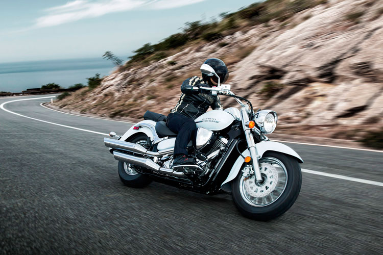 Suzuki Boulevard 4