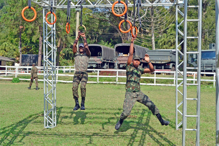 Corrida de obstáculos 2