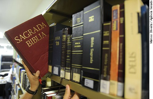 biblia Marcos Oliveira Agência Senado1