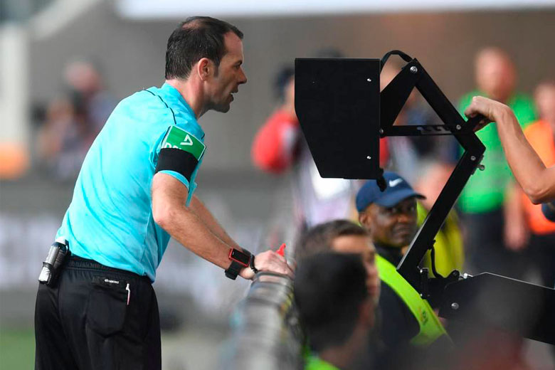 CBF anuncia uso do árbitro de vídeo em 14 partidas da Copa do Brasil 1 var