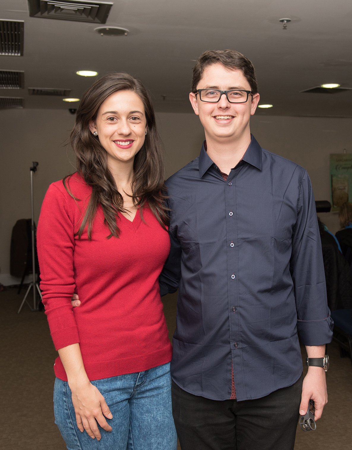 Carolina Morais e o autor Vinícius Lara, no lançamento do livro “Cartas do Evangelho”, no Victory Hotel Foto: Aline Bastos