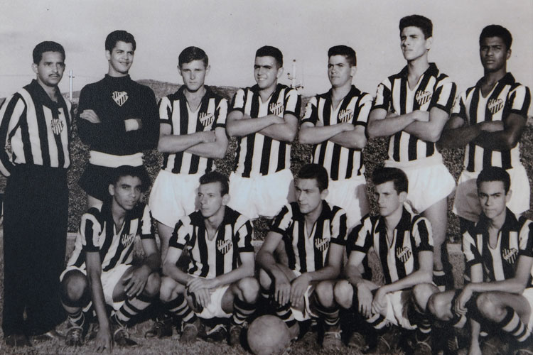 Peladeiros de 77 a 81 anos disputam Campeonato de Faixas Etárias 2 Time-Tupi-1956