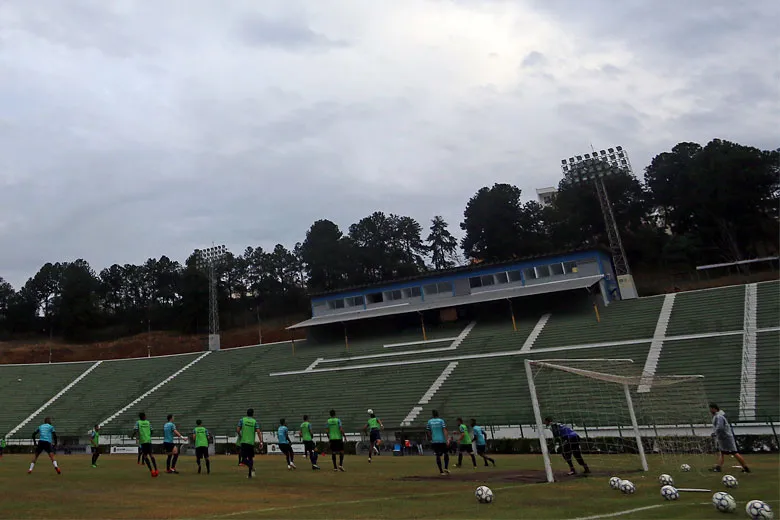 Treinamento-do-Tupi-pré-jogo-Volta-Redonda