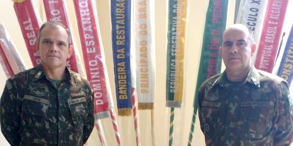 exercito capa