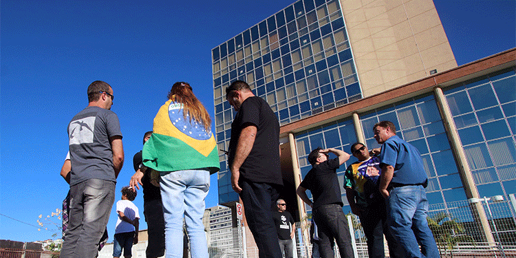 apoiadores na justiça