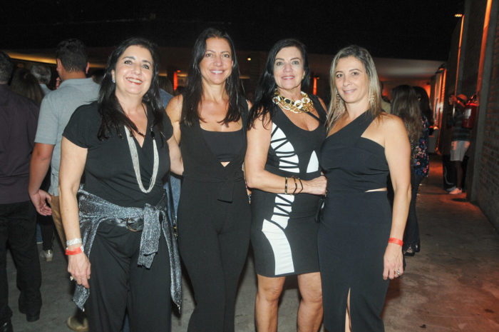 Heveraldo e Silvânia de Castro, Eloísa e o prefeito Antônio Almas clicados na bonita festa dos panificadores na Estação São Pedro 3 Cida Lima, Marta Salgado, Maria Luiza Mendonça e Andréa Creston Costa curtindo o show de Zeca Pagodinho, no Terrazzo Foto: Andréa Ottoni