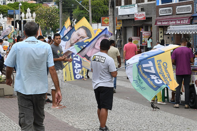 Campanhas-de-rua-Praça-da-Estação