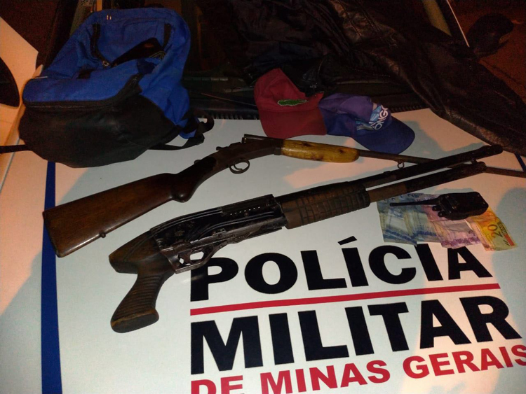Bandidos armados são presos após invadirem empresa de ônibus 1 ocorrência são fracisco foto divulgação PM