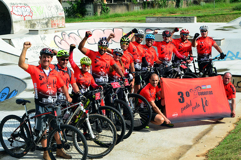 Imagem: Noventa ciclistas saem de JF para Pedal da Fé