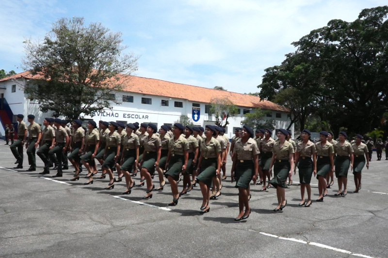 Imagem: Juiz de Fora forma mulheres combatentes do Exército