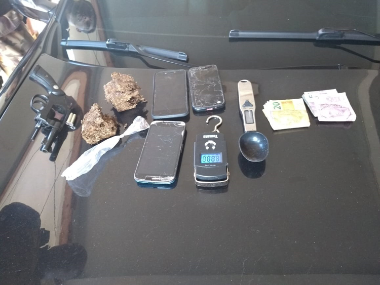 Intenso tiroteio assusta moradores na Vila Olavo Costa 1 apreensão vila olavo costa divulgação PM