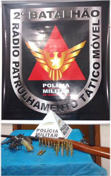 PM encontra fuzil, revólveres e munições enterrados em trilha 1 armas recanto dos lagos divulgação PM