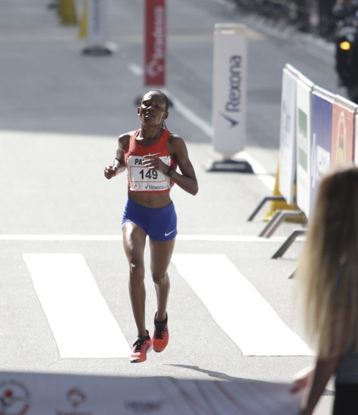 Africanos dominam e vencem São Silvestre; brasileiros chegam em oitavo 2 esp sao silvestre feminino
