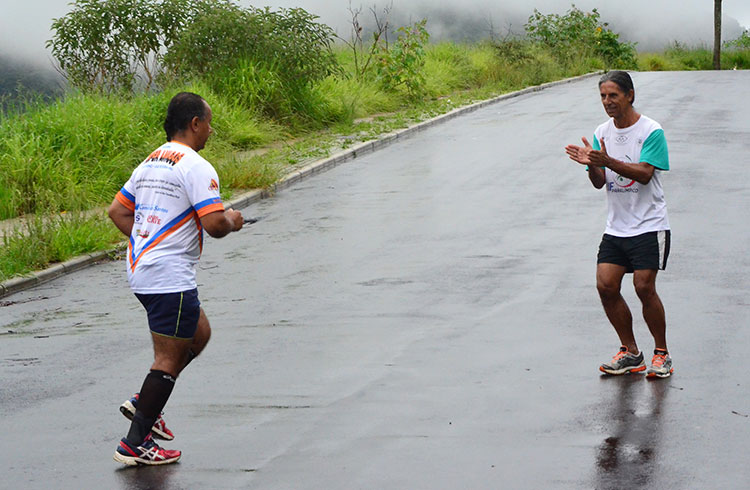 Corrida com obstáculos - UFJF 2016