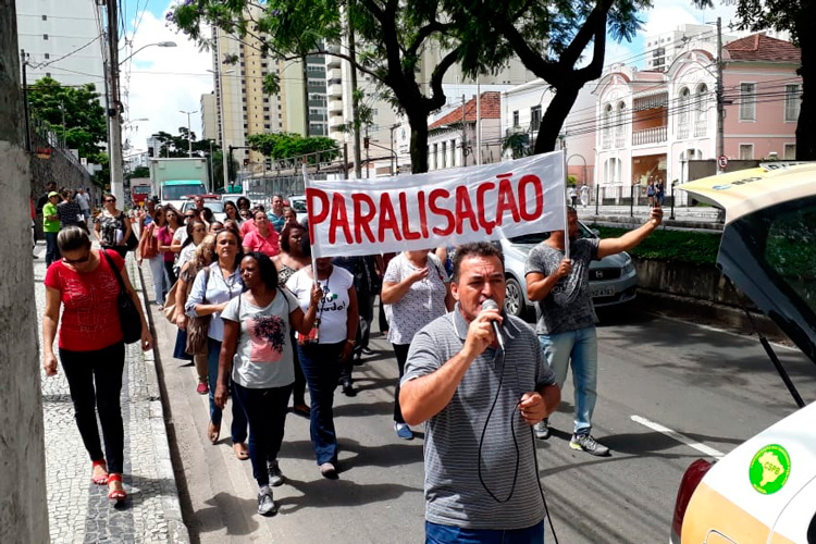 Servidores da saúde na área de urgência e emergência fazem manifestação 1 protesto saúde by olavo prazeres