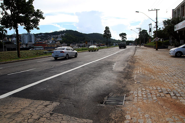 Cesama aponta causas no desabastecimento na Região Leste 2 rompimento cesama by fernando