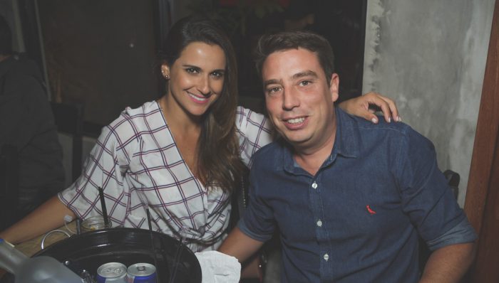 Eloísa e o prefeito Antônio Almas, Paulo Roberto Lopes, o comentarista econômico Samy Dana e Jovino Campos 2 Márcia Aquino e o vereador Rodrigo Mattos clicados na animada noite da Danke