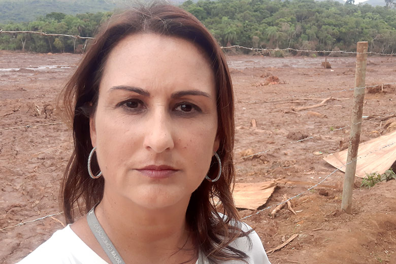 Imagem: Repórter Daniela Arbex visita Brumadinho