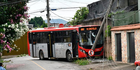 capa ônibus by marcelo ribeiro