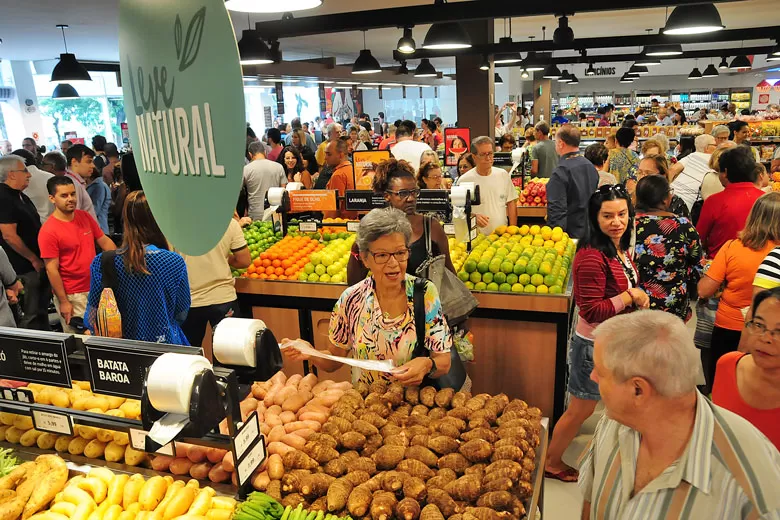 Rede de hortifrútis inaugura unidade em Rio Preto com geração de