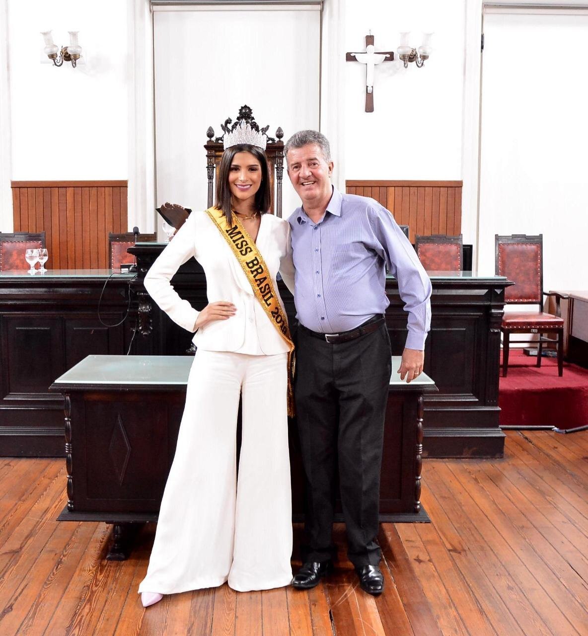 A Miss Brasil Be Emotion, Júlia Horta, em tarde de homenagem na Câmara, onde foi recebia pelo presidente Luiz Otávio (Pardal) 
