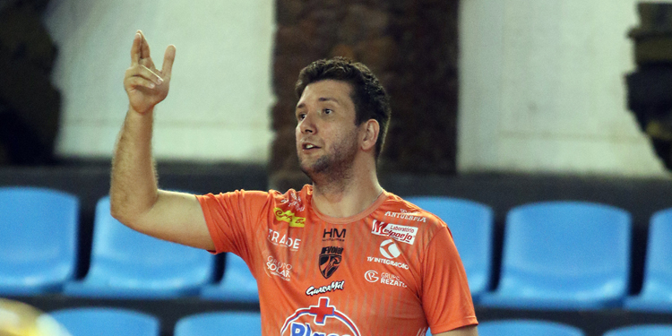 esp Marcão JF Vôlei foto Fernando Priamo destacada