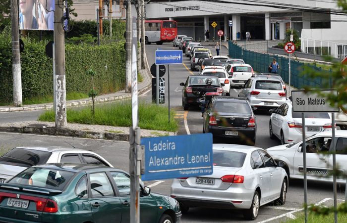 Tráfego no Estrela Sul segue sem solução 1 estrela