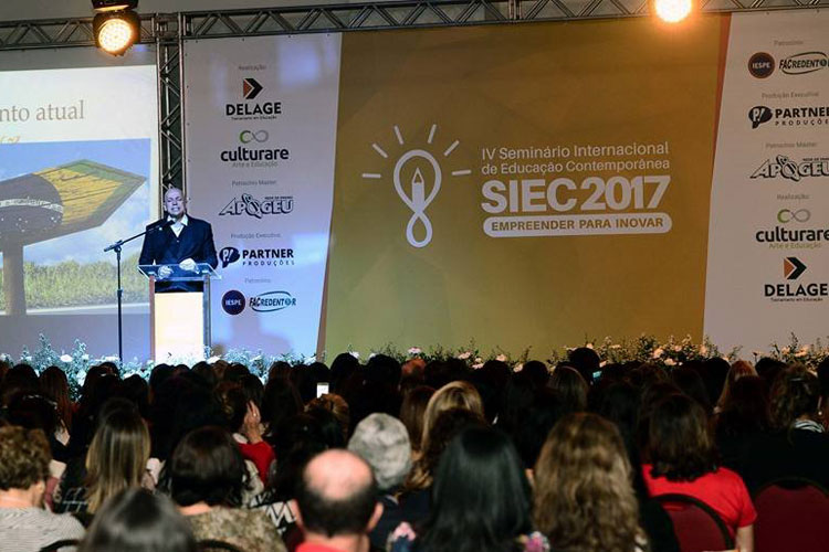 Seminário discute revolução na educação escolar em Juiz de Fora 1 siec