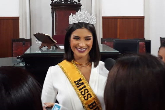 Imagem: Júlia Horta é homenageada na Câmara Municipal