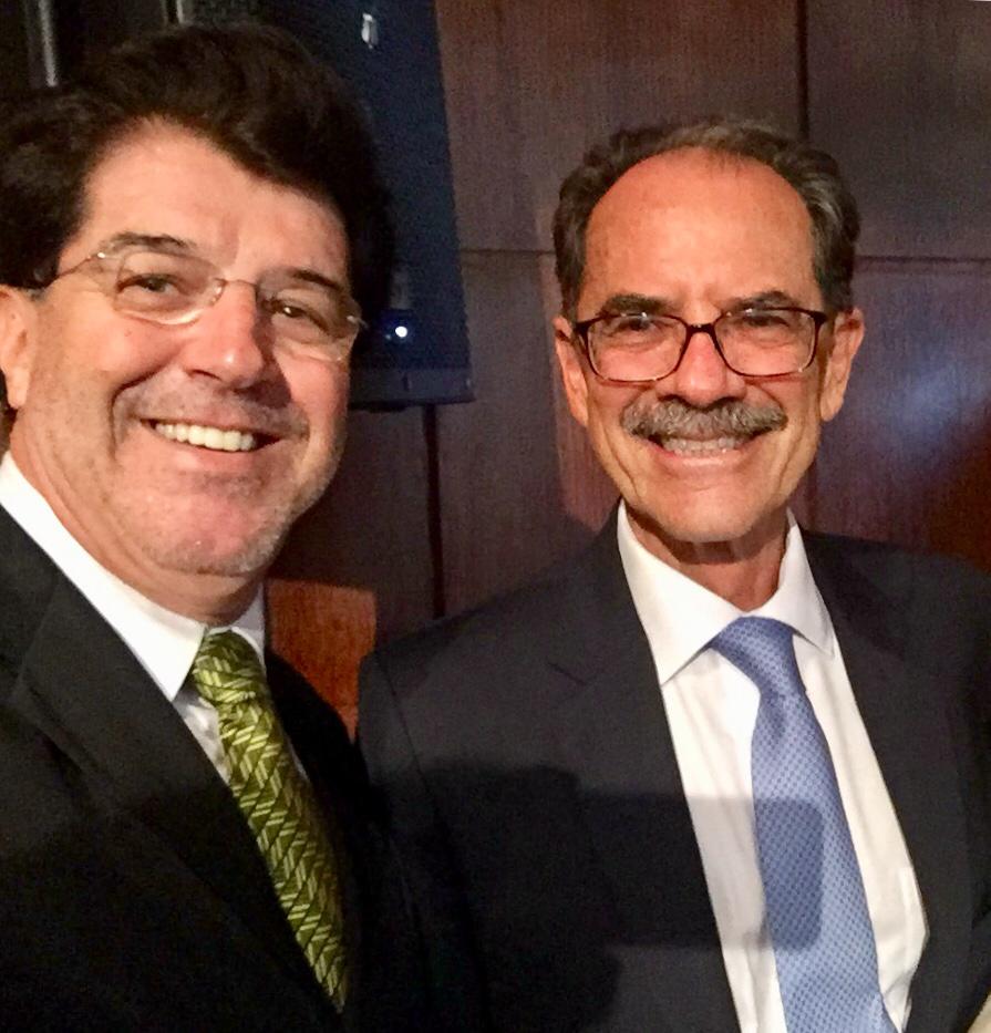 João Carlos Amaral e o secretário de Estado de Governo, Custódio Mattos em recente solenidade