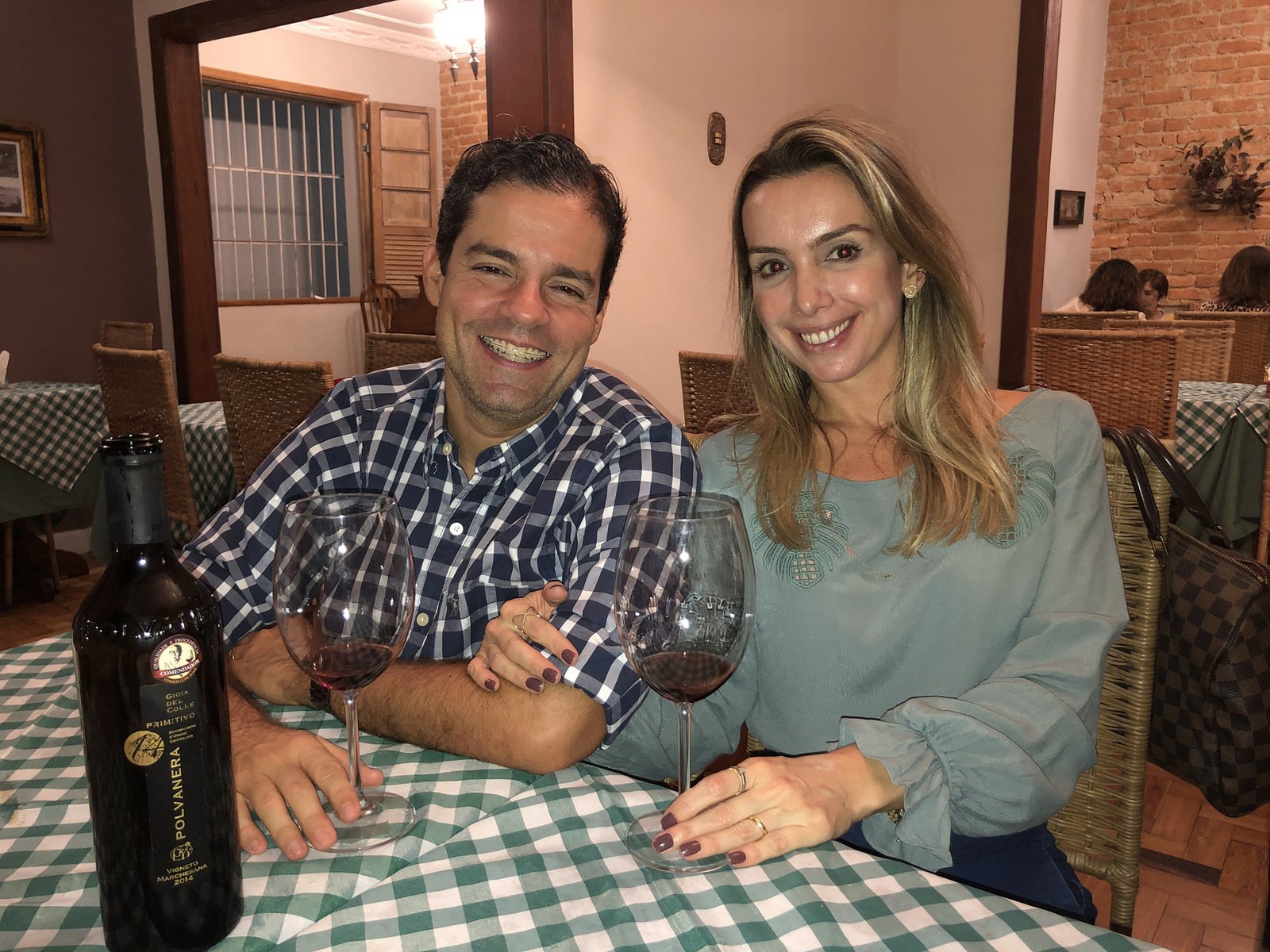 Luiz Eduardo e Bárbara de Landa Gonçalves de Souza no jantar da nova Trattoria Maratea 