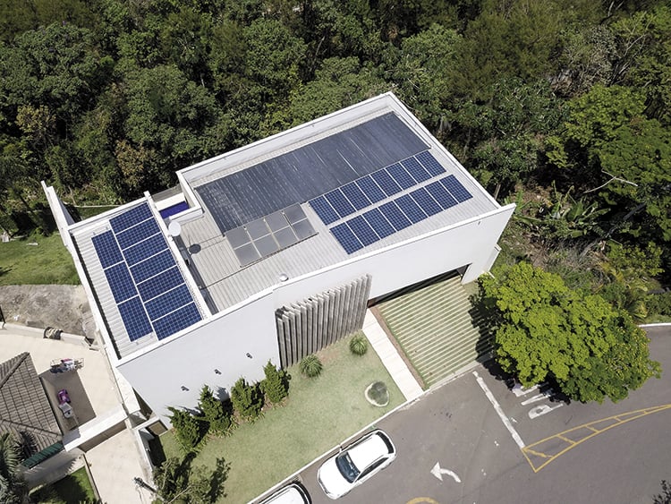 Garanta economia e sustentabilidade com instalação de energia solar 4 anet volt 2