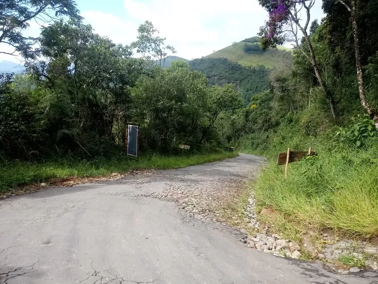 Estrada-Conceição-de-Ibitipoca