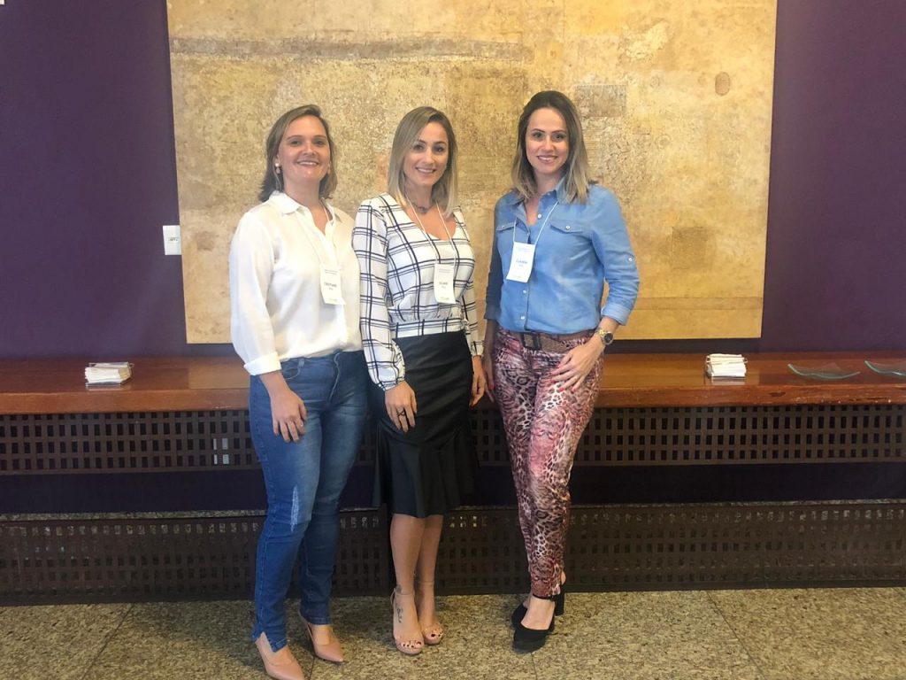 Cláudia-Teixeira-Liliane-Carvalho-e-Cristiane-Scheffer-300419-enviada-pela-Mírian-Ferreira