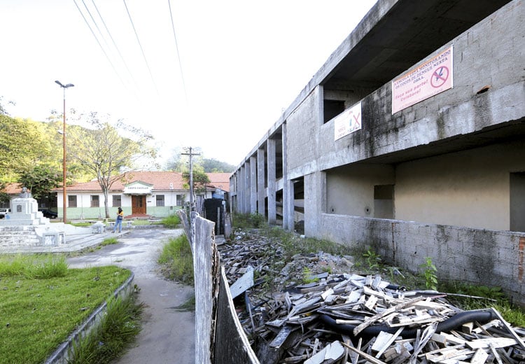 500 estudantes de JF assistem aulas em galpões adaptados 1 destacada galpão