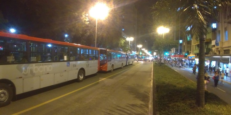 onibus manifestacao