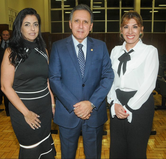 Direito em debate: A diretora do Fórum Benjamin Colucci, juíza Raquel Gomes Barbosa, o desembargador José Afrânio Vilela e a juíza da Comarca de Matias Barbosa, Mônica Barbosa dos Santos, que fez a palestra sobre "Tutela antecipada antecedente", a convite da Escola Judicial Desembargador Edésio Fernandes. Foto: Andréa Ottoni