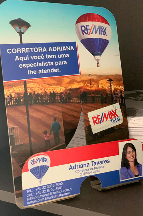 display adriana tavares