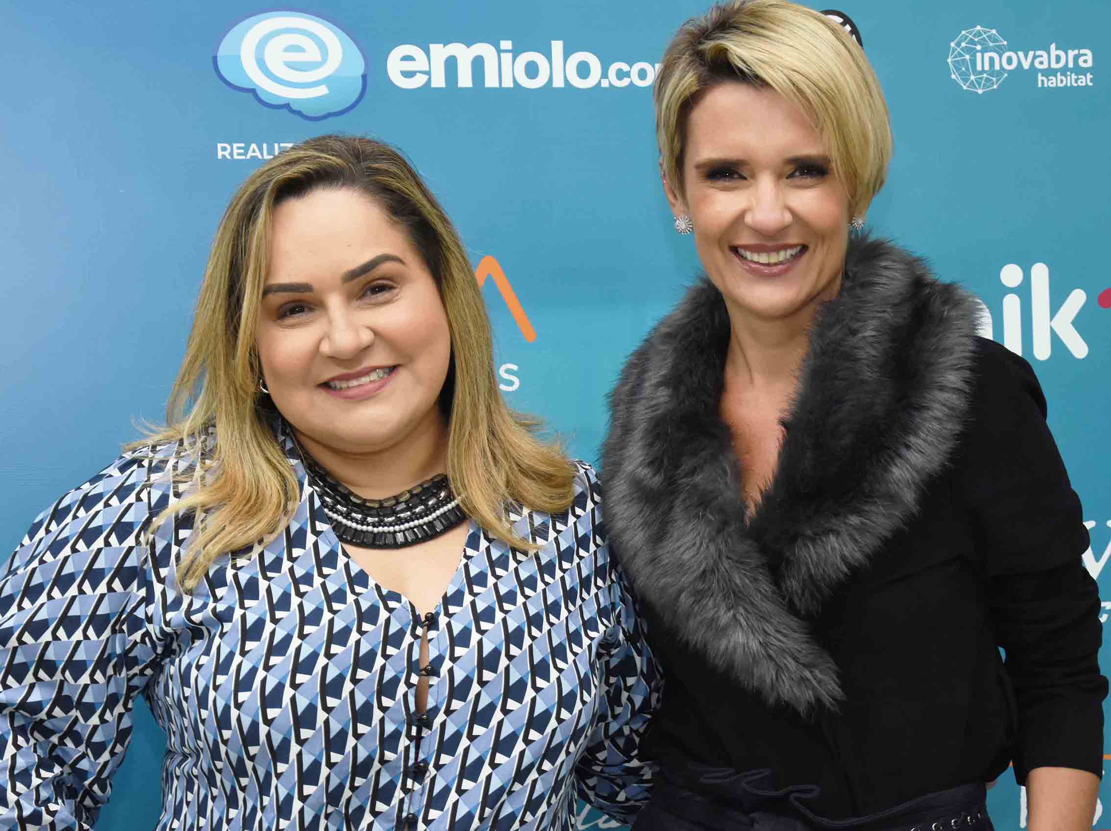 A diretora da Estácio em Minas, Márcia Mota e a professora de moda Ana Paula Calixto durante o WomenGo 1 A diretora da Estácio em Minas, Márcia Mota e a professora de moda Ana Paula Calixto durante o WomenGo, que reuniu empreendedoras