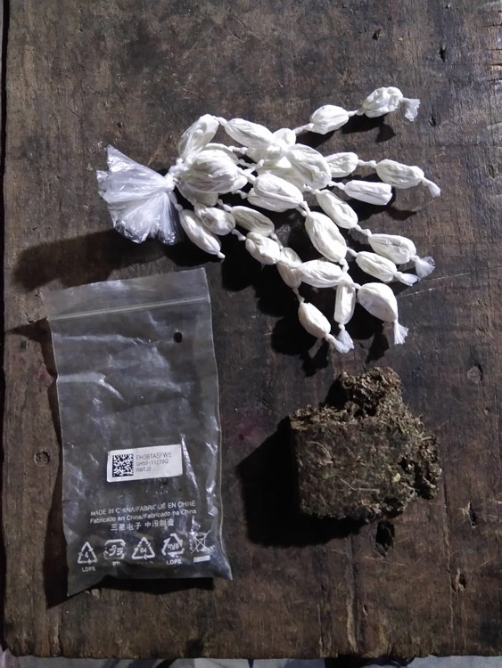 Polícia Militar prende 13 pessoas e apreende mais de R$17 mil 1 operação PM drogas PM