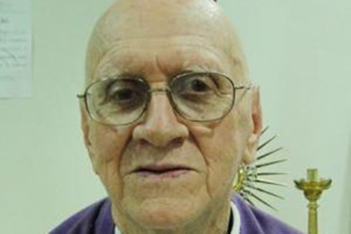 padre João Adario CAPA