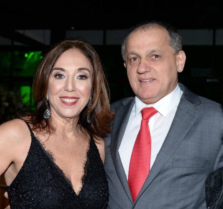Anarita Aragão e o presidente da CDL, Marcos Casarin na festa de encerramento da Convenção Estadual - Varejo 360º, na Estação São Pedro 1 Anarita Aragão e o presidente da CDL, Marcos Casarin na festa de encerramento da Convenção Estadual - Varejo 360º, na Estação São Pedro Foto: Wólmer Monteiro