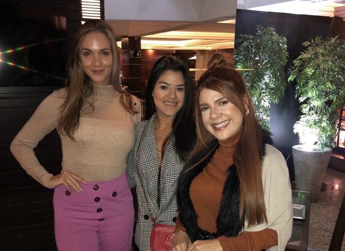 Paloma Matheus, Ingra e a mãe Ingrid Og, clicadas no Arigatô, que apresenta até o final deste mês o ‘menu’ especialistas 1 Paloma Matheus, Ingra e a mãe Ingrid Og, clicadas no Arigatô, que apresenta até o final deste mês o ‘menu’ especialistas