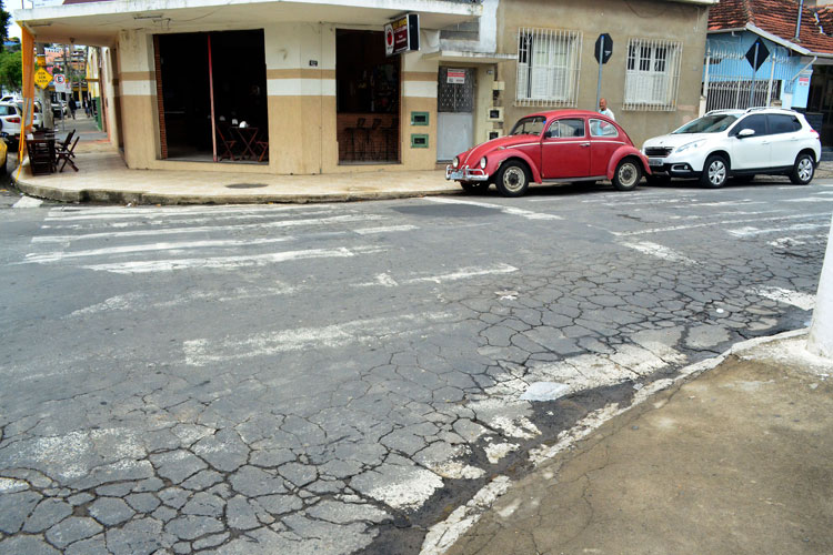 rua-pinto-de-moura-poço-rico