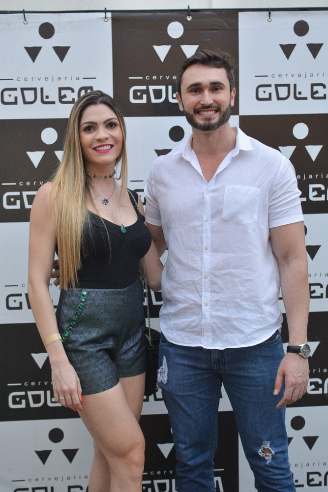 Gabriella Schettino e Anderson Cavalher no JF Blues & Jazz, na Cervejaria Golem 1 Gabriella Schettino e Anderson Cavalher no JF Blues & Jazz, na Cervejaria Golem Foto: Brendha Torres